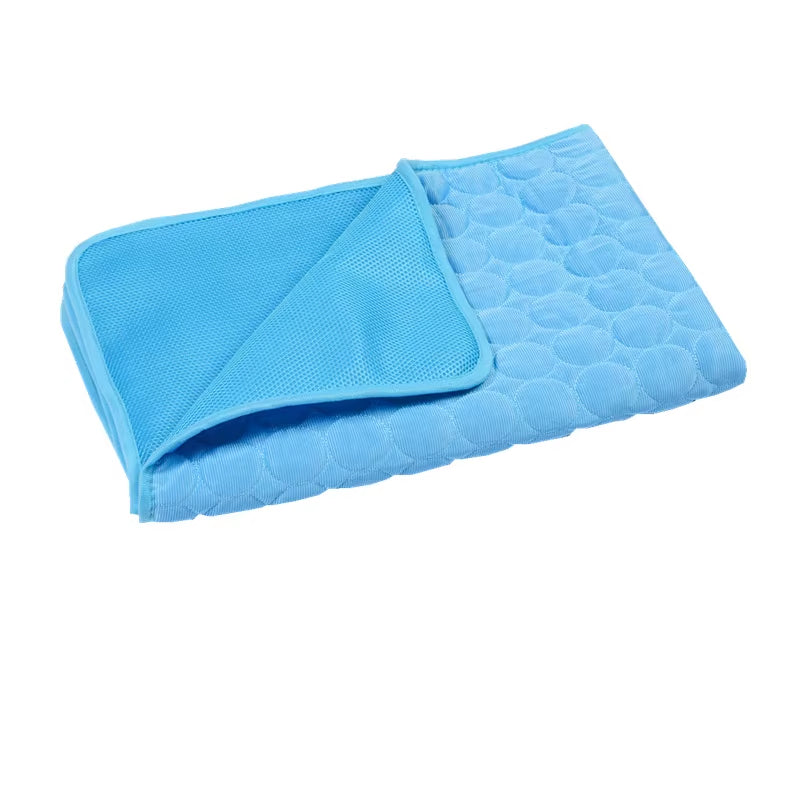 Cooling Summer Pet Mat for Dogs and Cats - Breathable and Washable Bed for Small, Medium, and Large Pets, Ideal for Car and Sofa Use