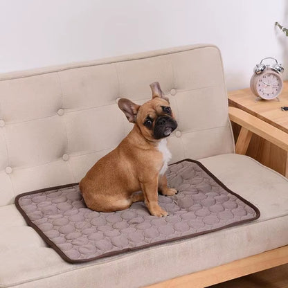 Cooling Summer Pet Mat for Dogs and Cats - Breathable and Washable Bed for Small, Medium, and Large Pets, Ideal for Car and Sofa Use