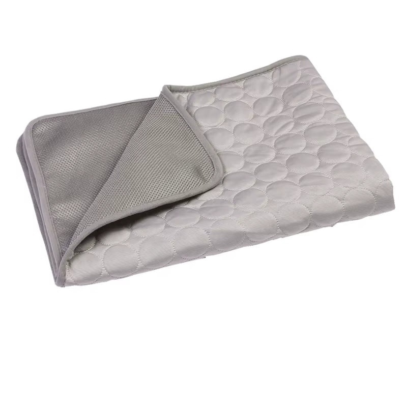 Cooling Summer Pet Mat for Dogs and Cats - Breathable and Washable Bed for Small, Medium, and Large Pets, Ideal for Car and Sofa Use
